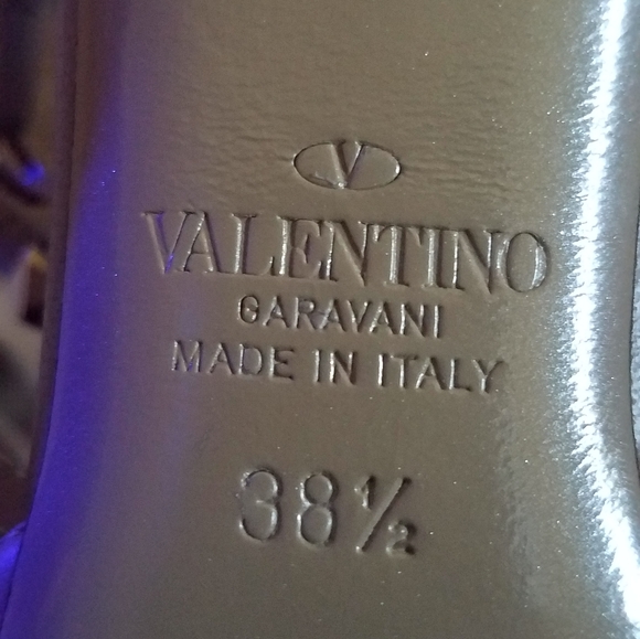 Valentino heels - Picture 3 of 3